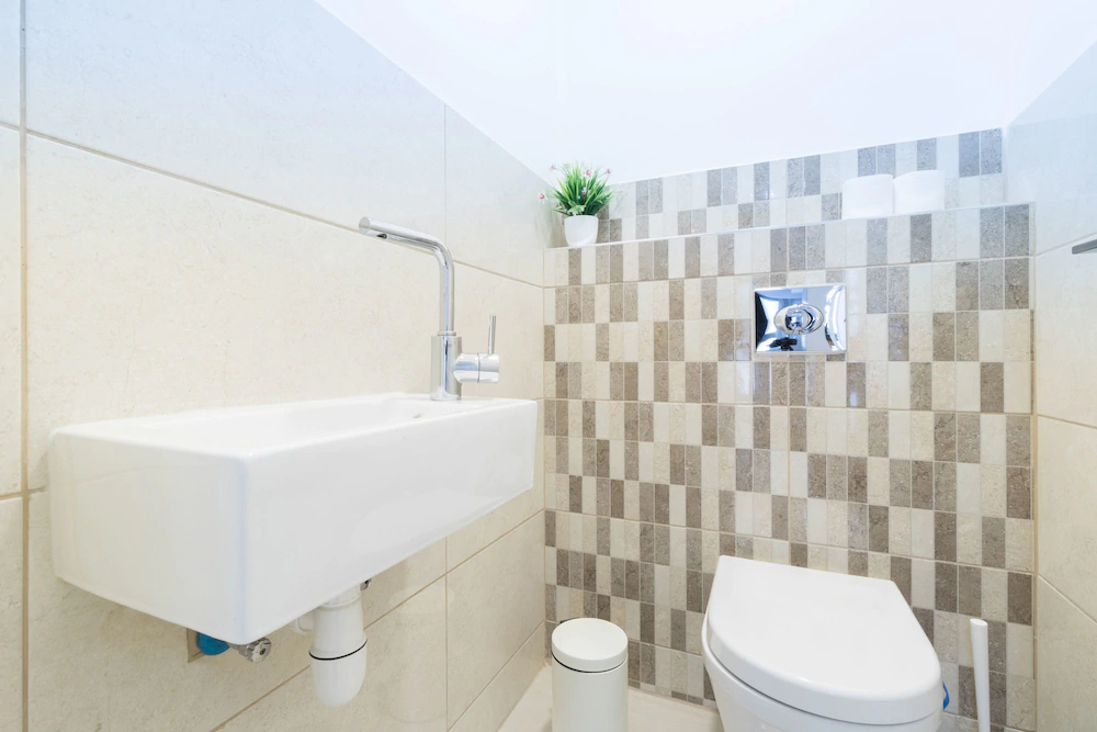 The Haneviim Suites