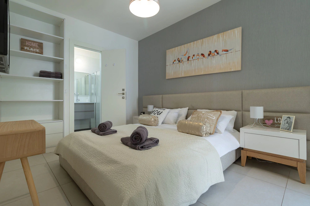 The Haneviim Suites