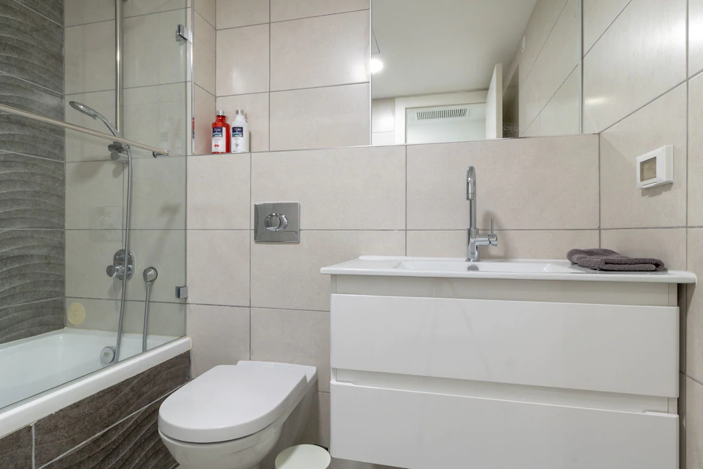 The Haneviim Suites