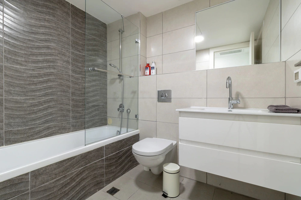 The Haneviim Suites