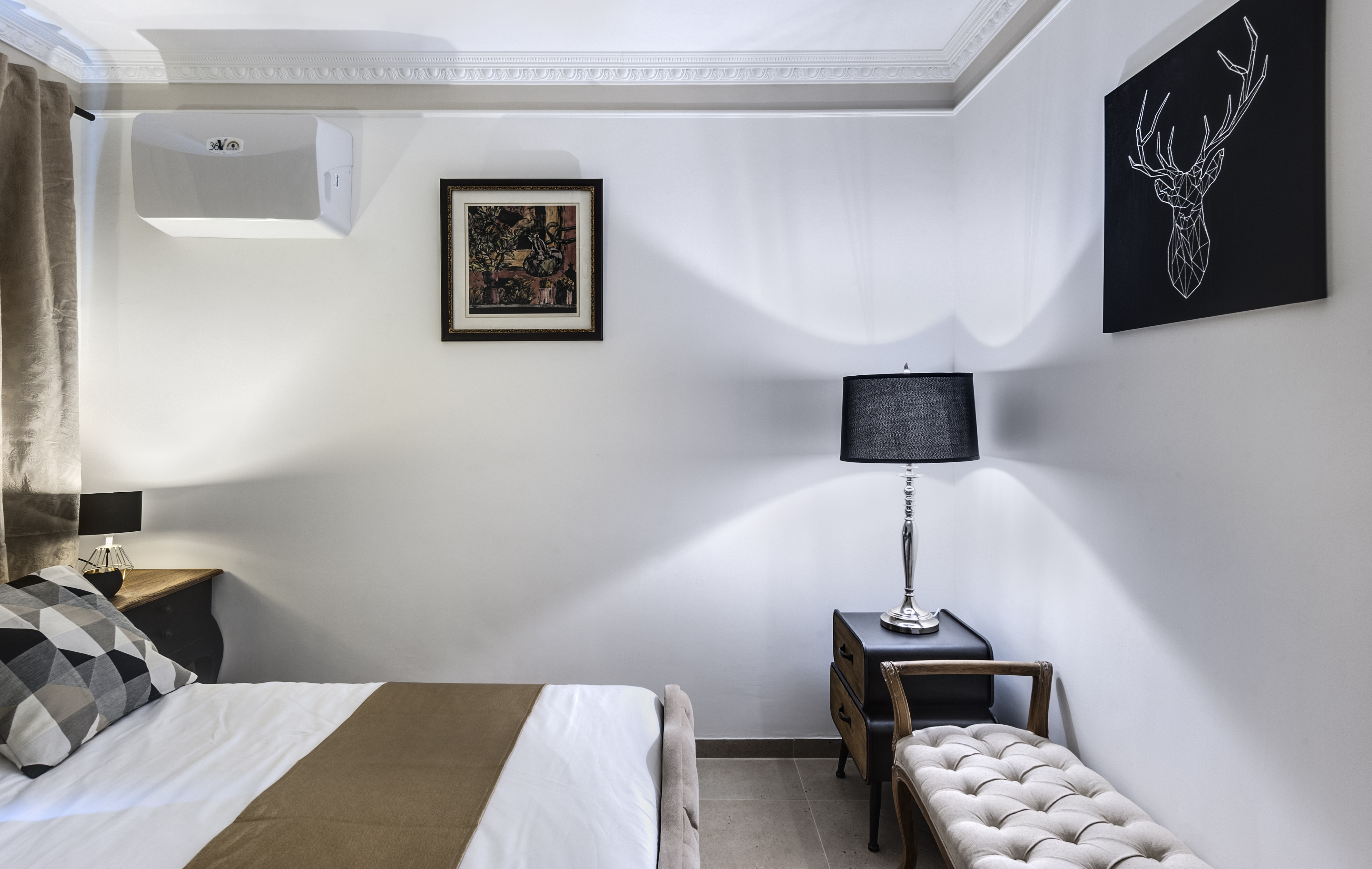 Tish Aparthotel