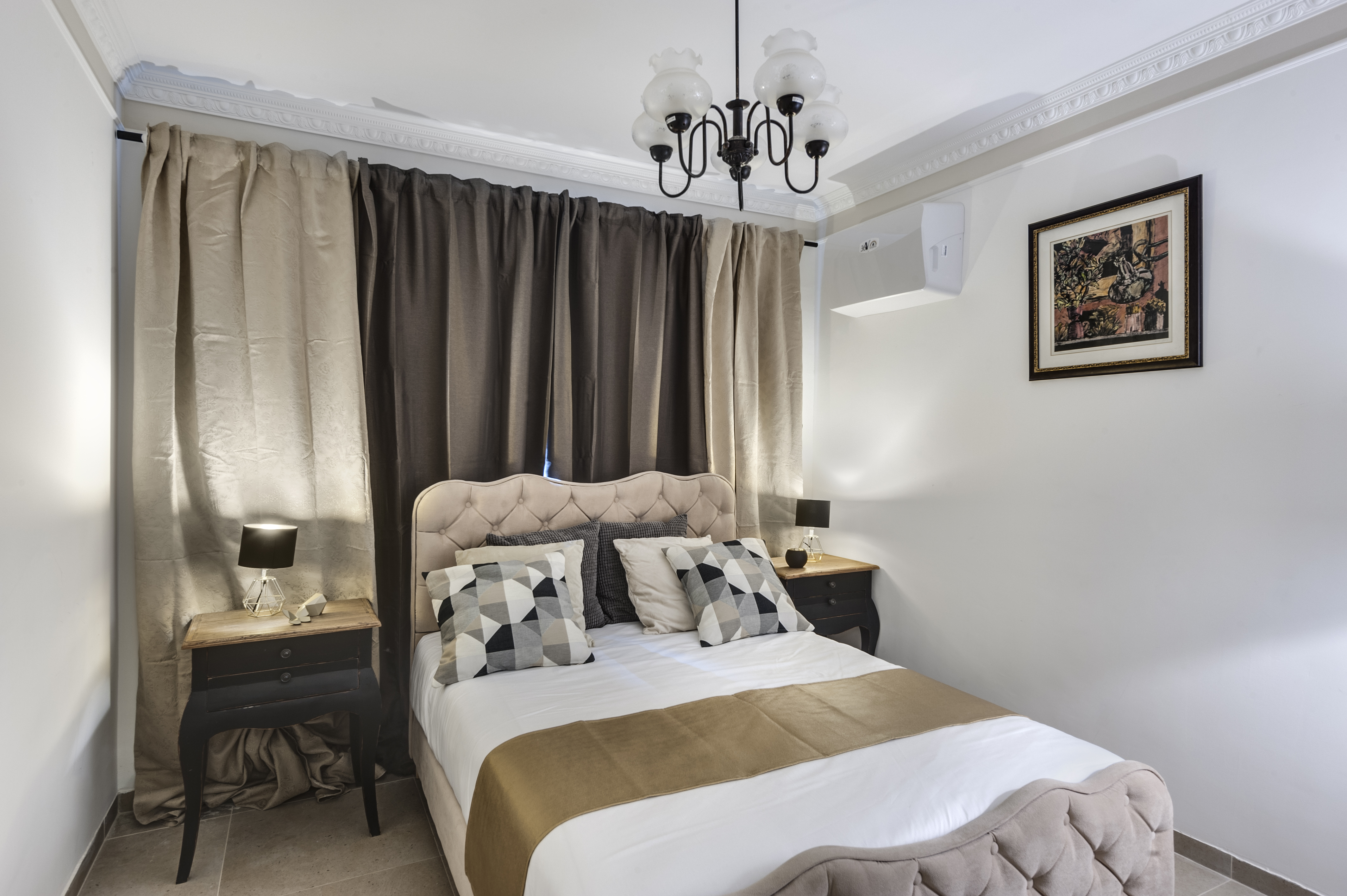 Tish Aparthotel
