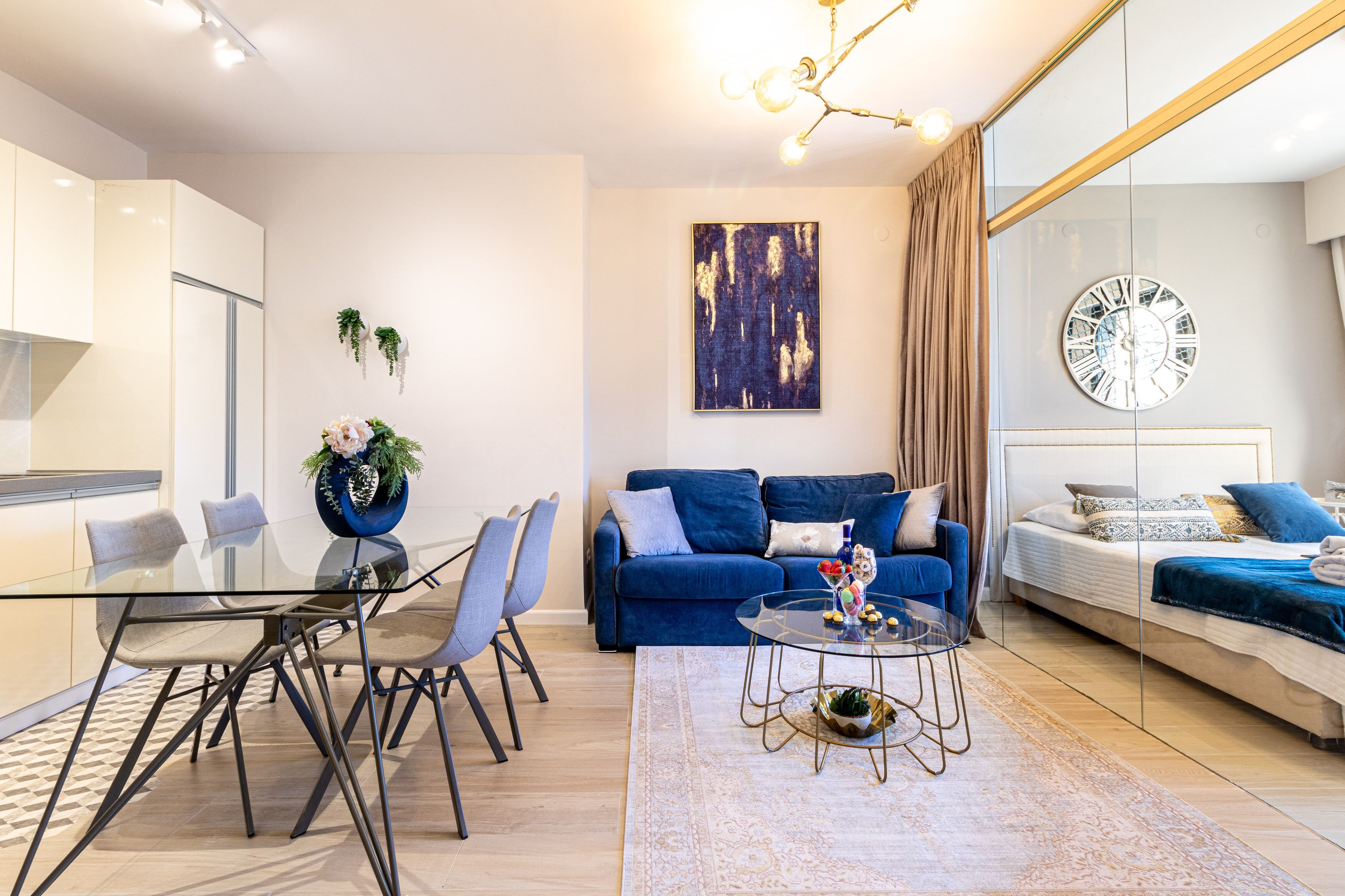 King David Court