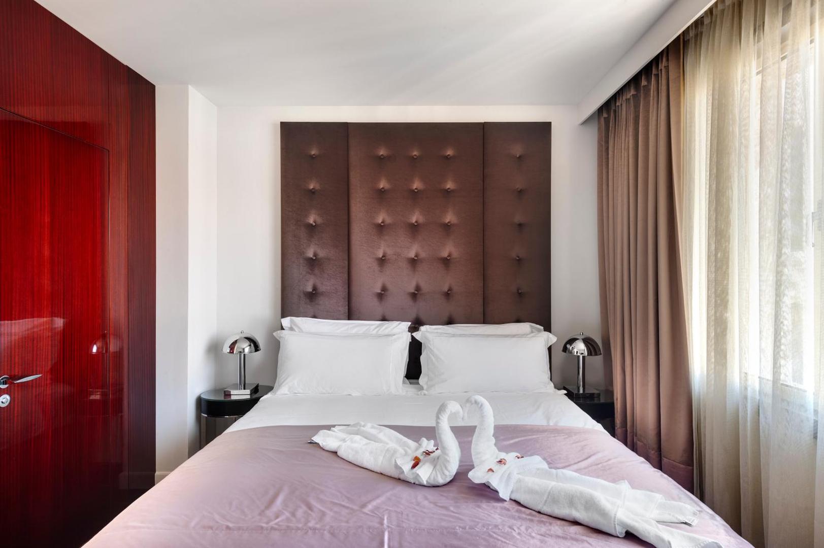 Lady Stern Hotel