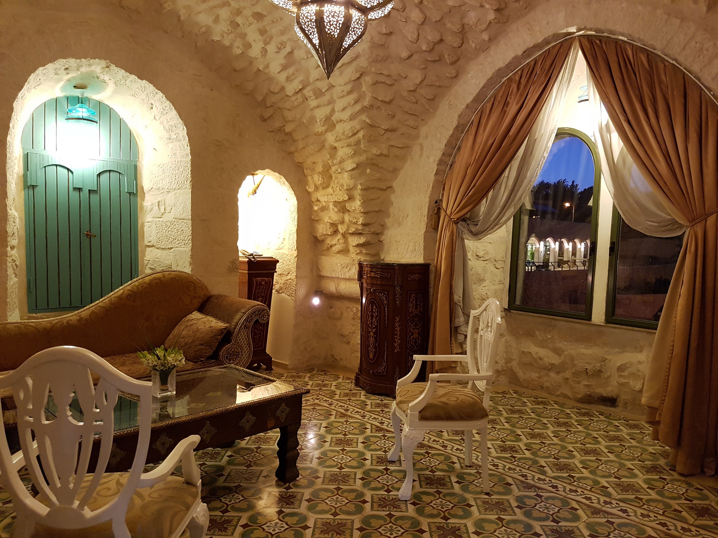 Mount Zion Hotel