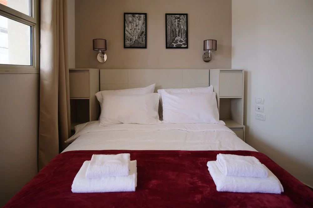 Shlomtzi Hotel