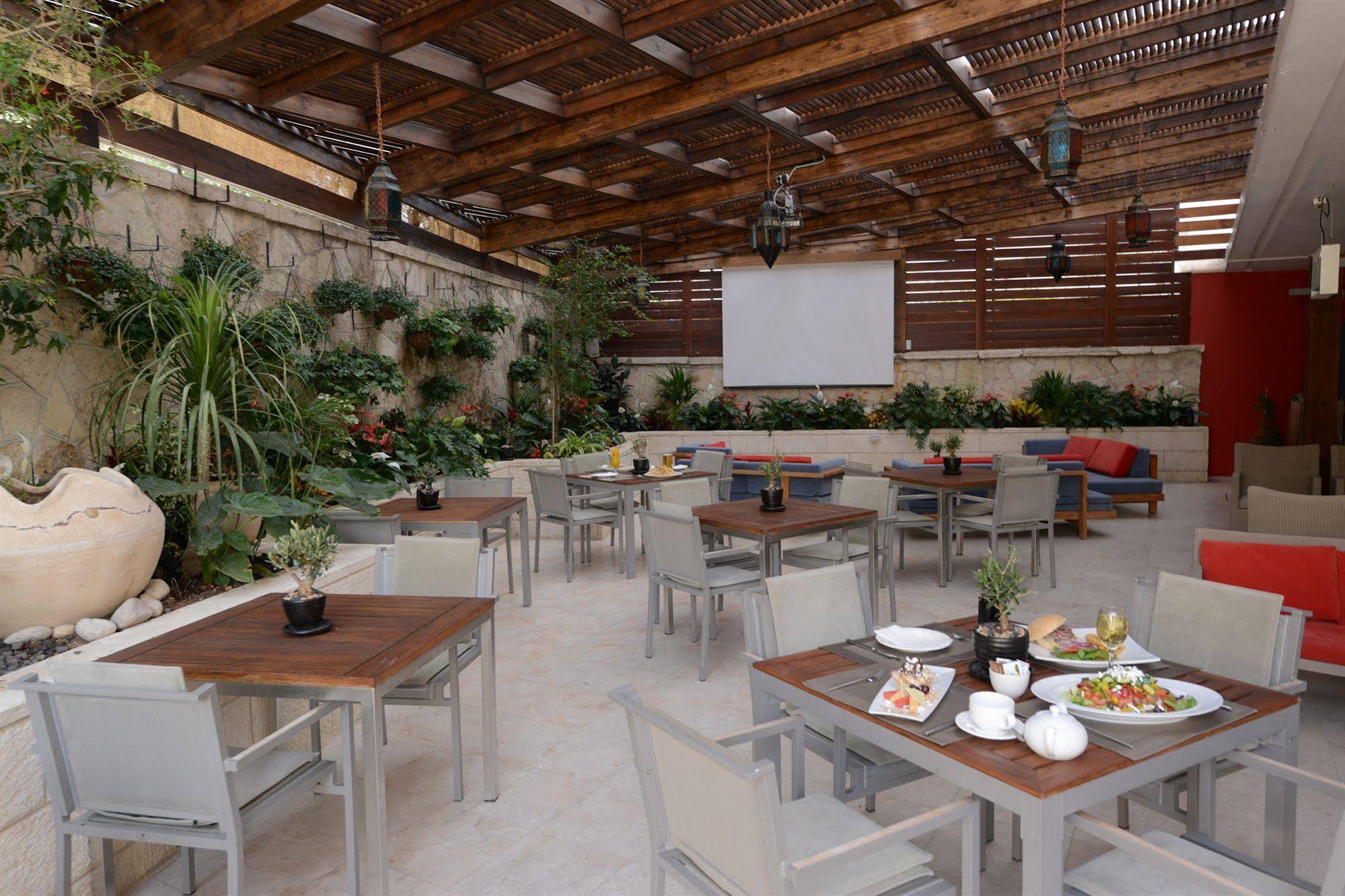 St George Hotel