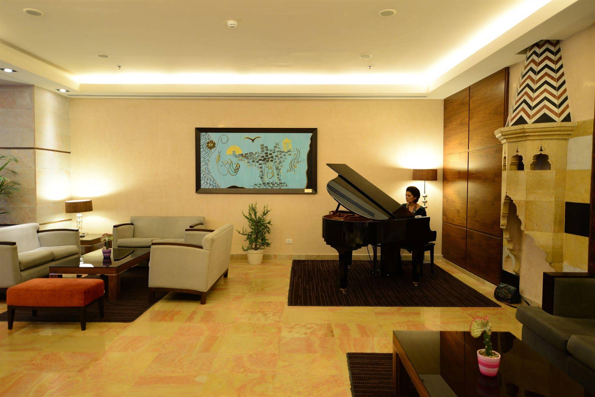 St George Hotel