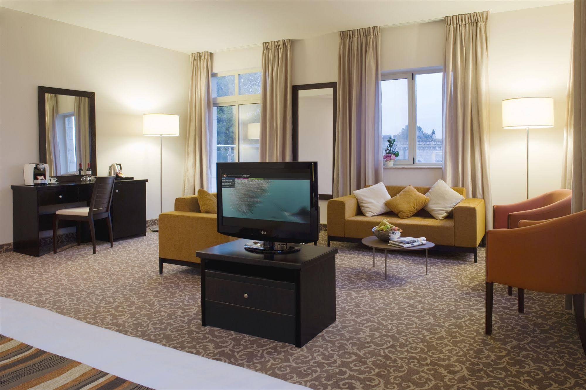 St George Hotel