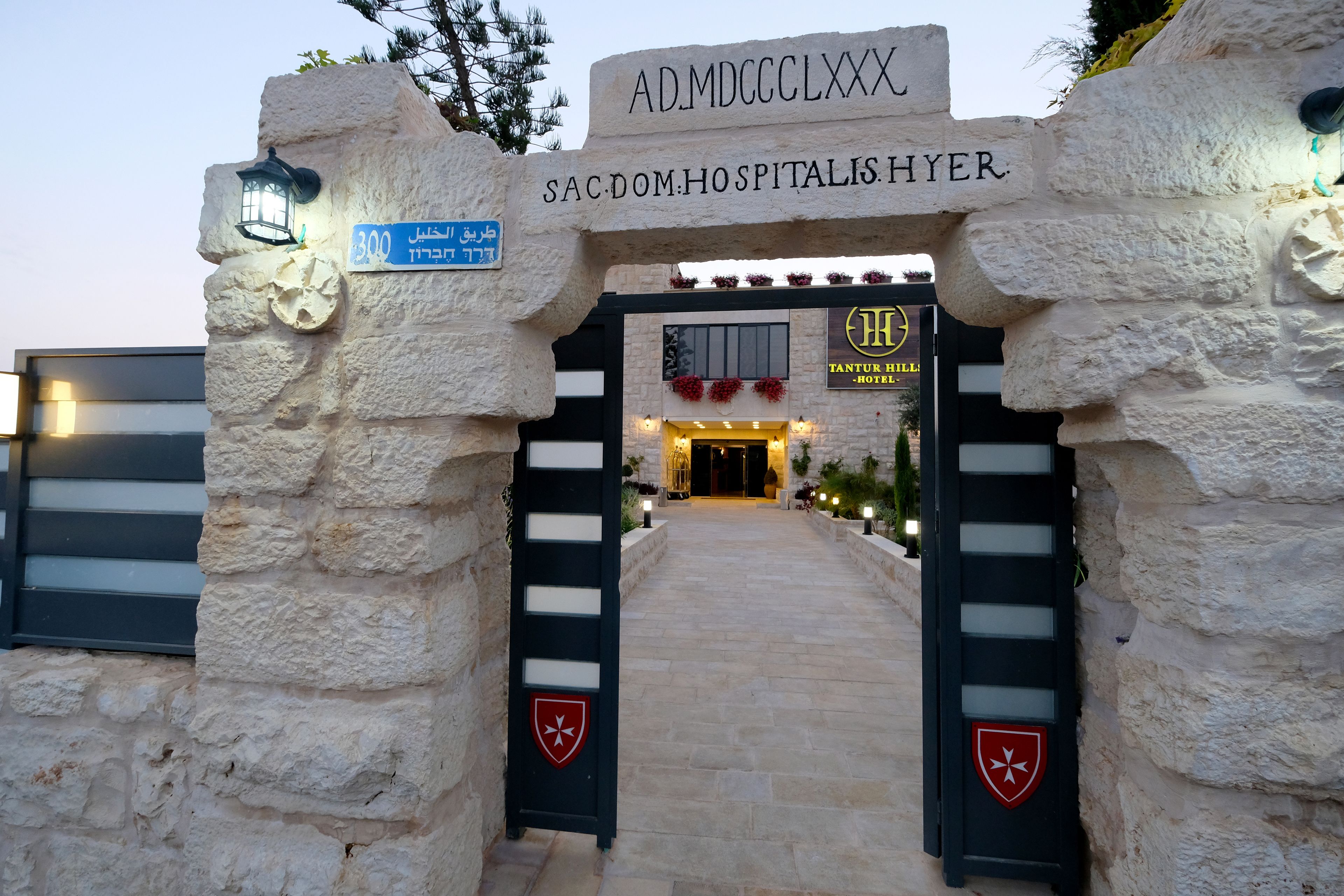 Tantur Hills Hotel
