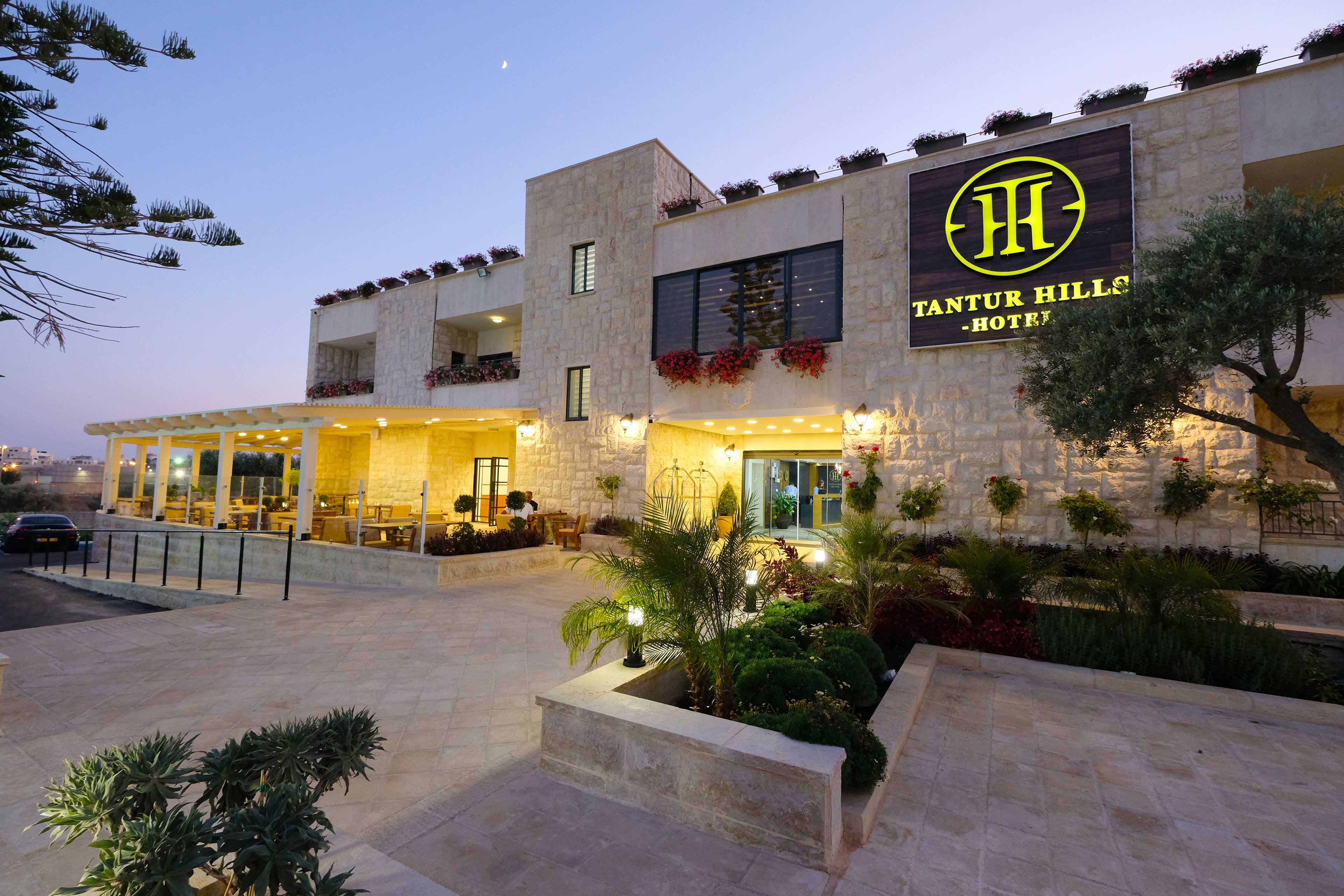 Tantur Hills Hotel