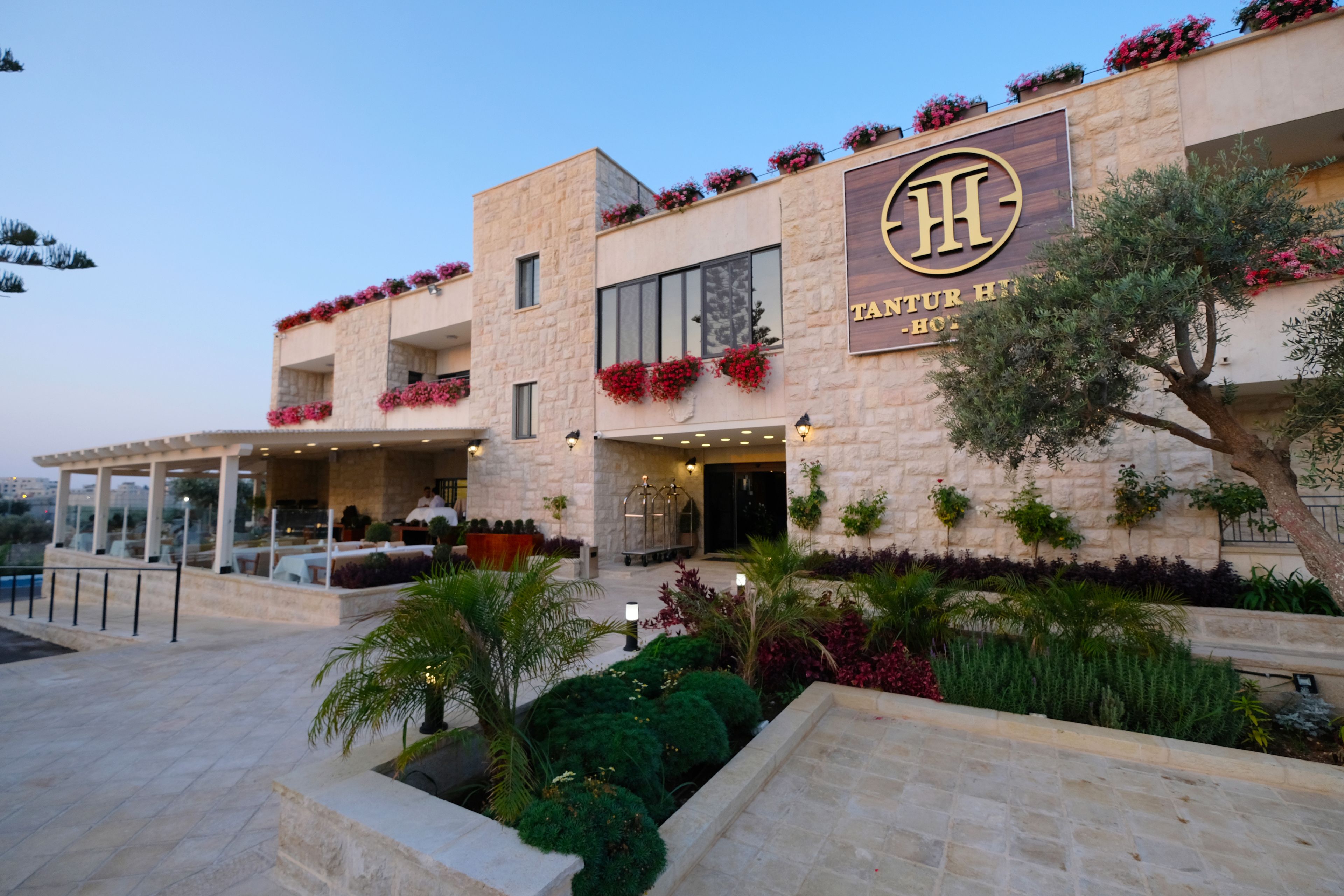 Tantur Hills Hotel