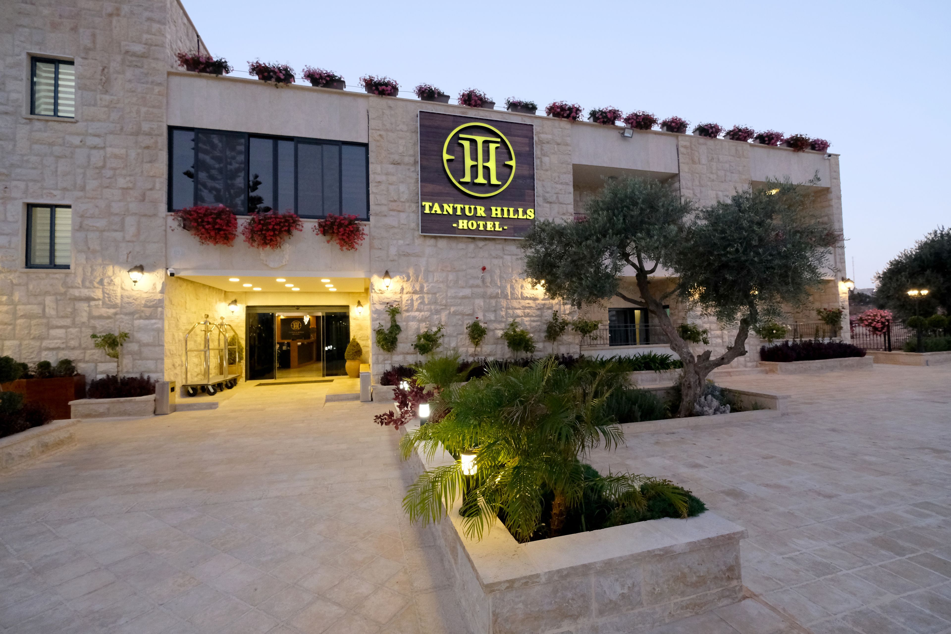 Tantur Hills Hotel