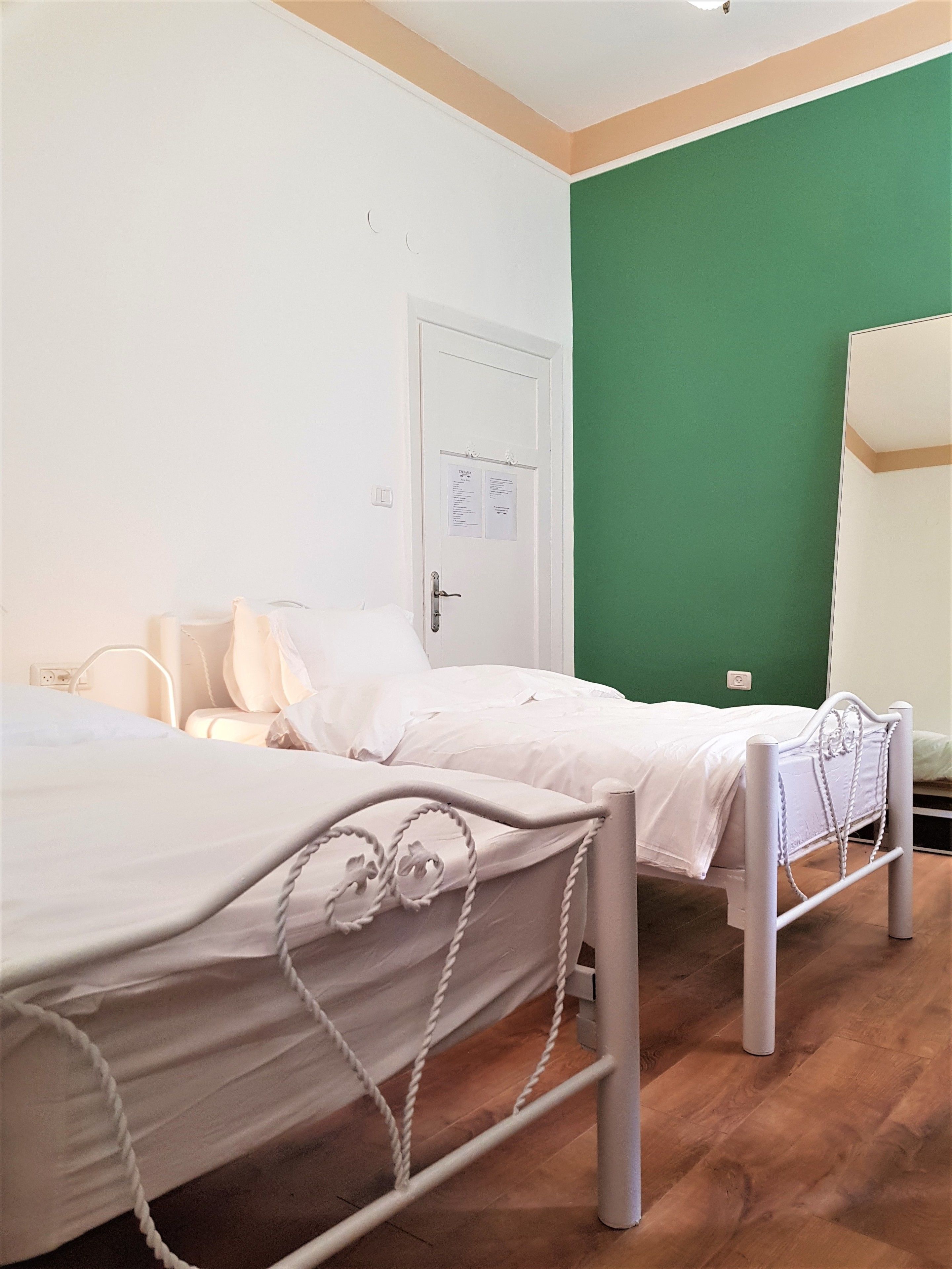 Tzefania Apartments Hotel