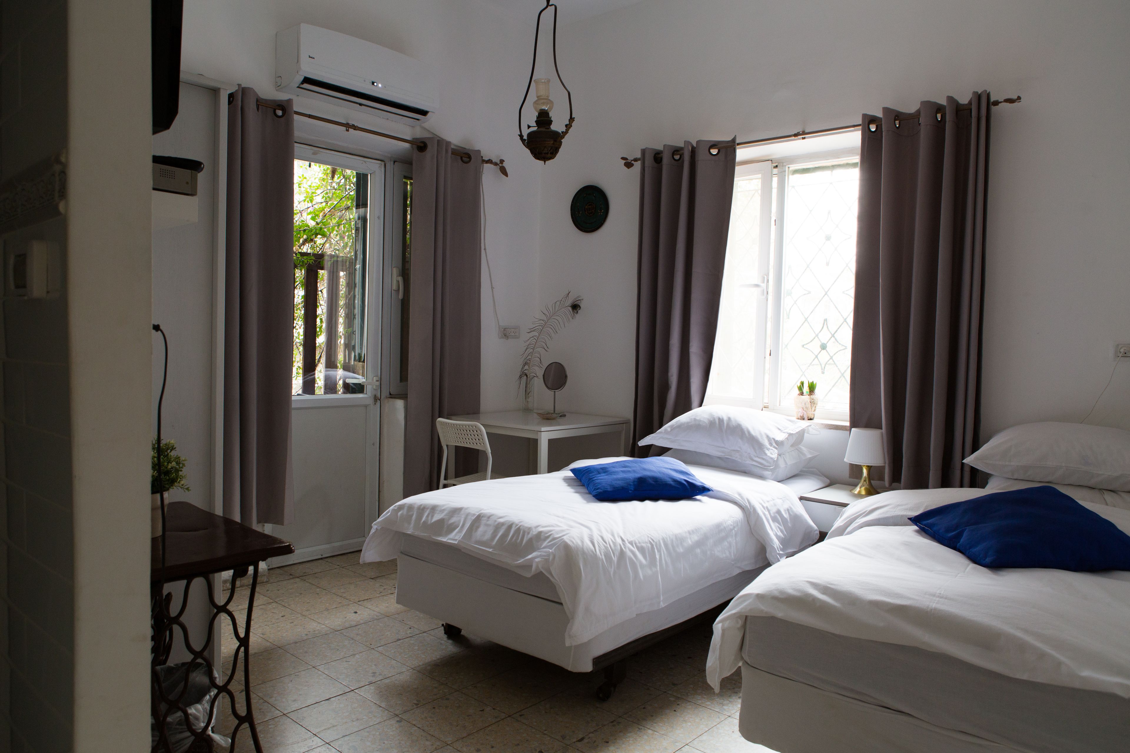 Tzefania Apartments Hotel