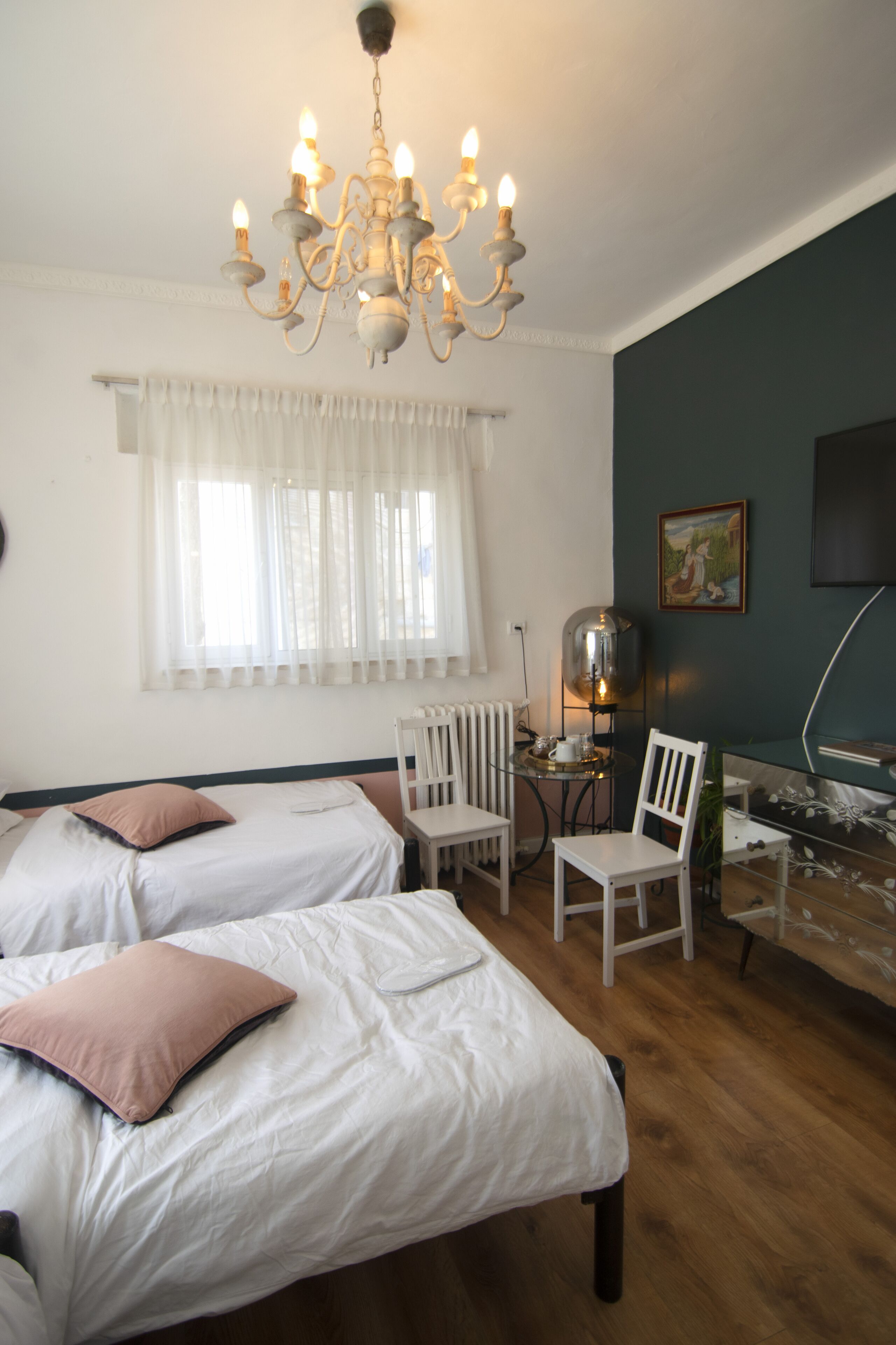 Tzefania Apartments Hotel