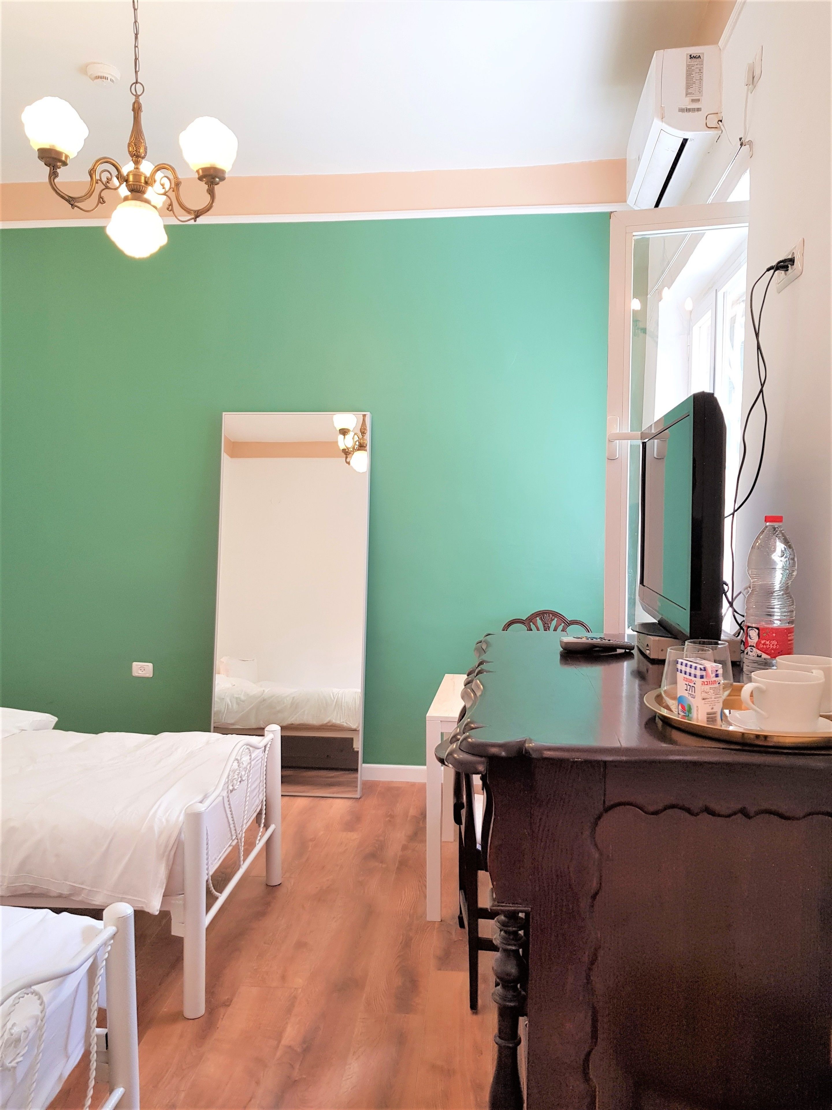 Tzefania Apartments Hotel
