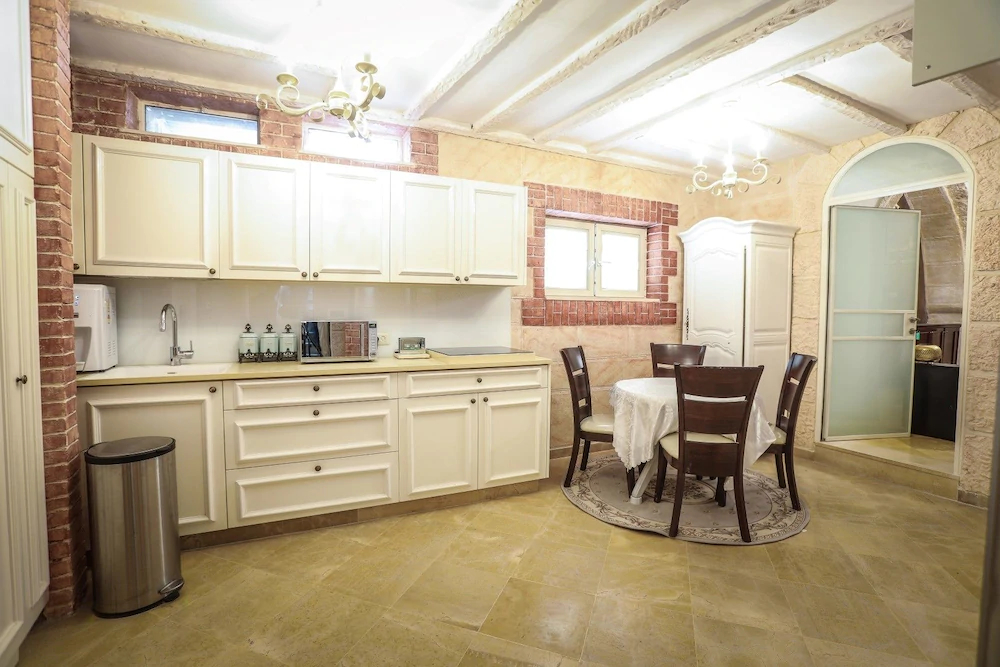 Western Wall Luxury House