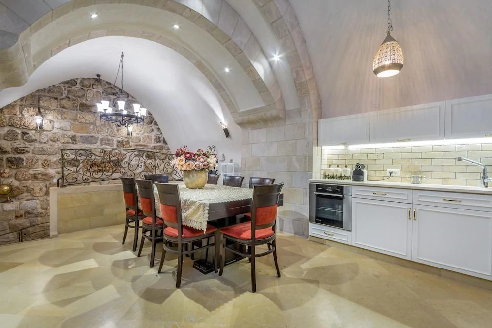 Western Wall Luxury House