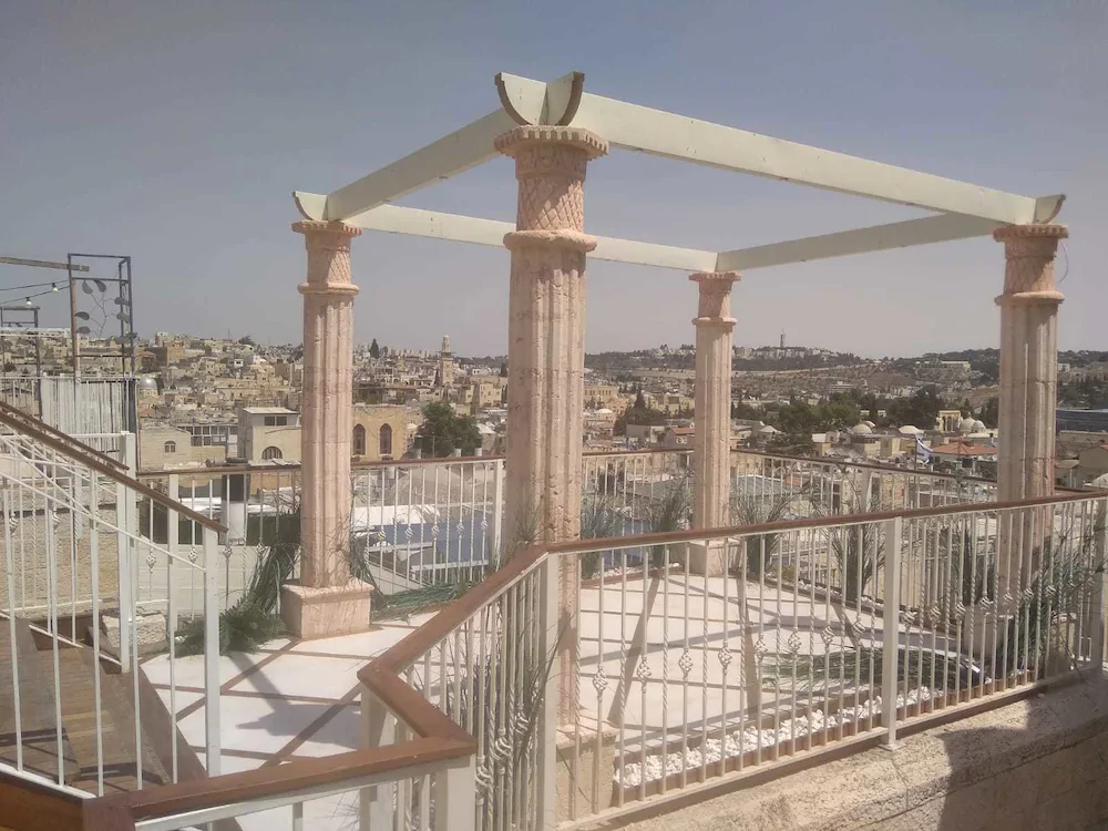 Western Wall Luxury House