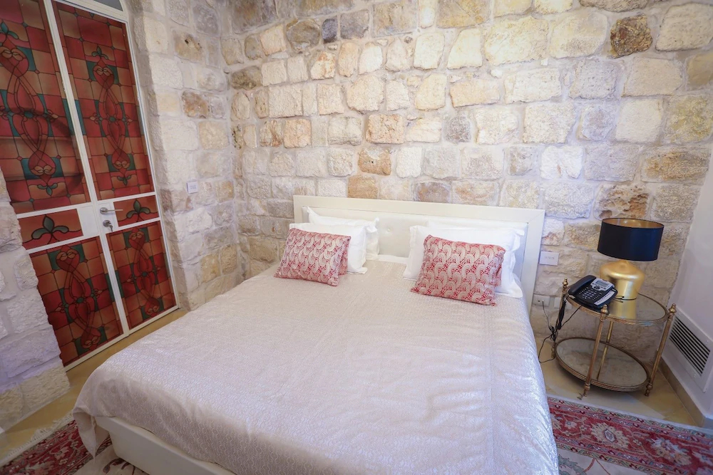 Western Wall Luxury House
