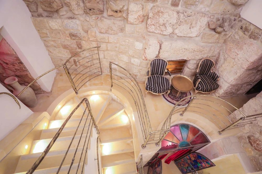 Western Wall Luxury House