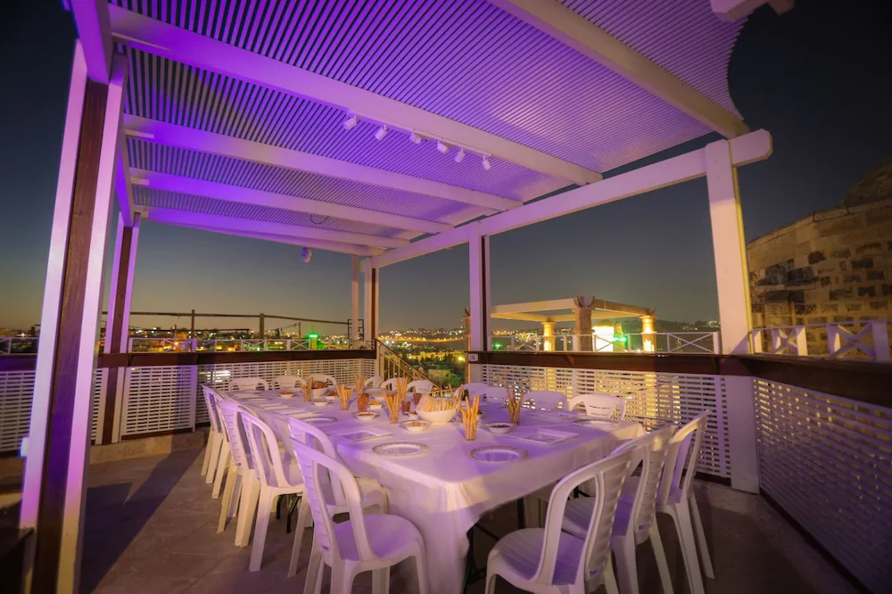Western Wall Luxury House