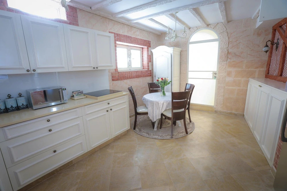 Western Wall Luxury House