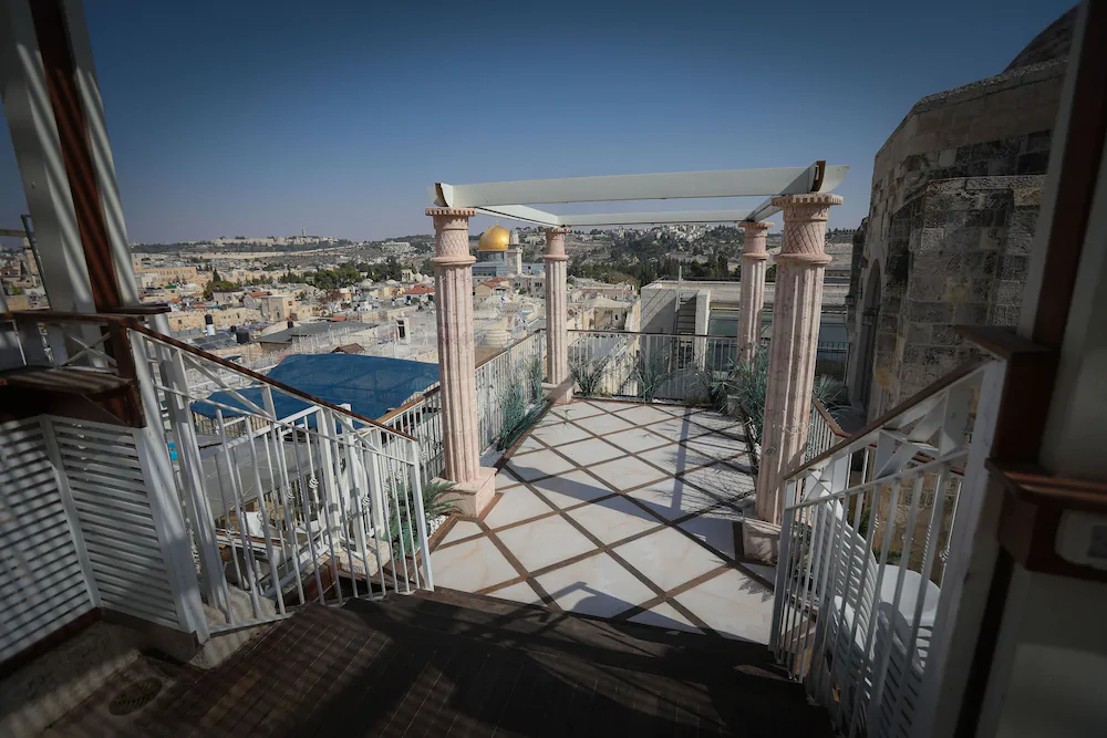 Western Wall Luxury House