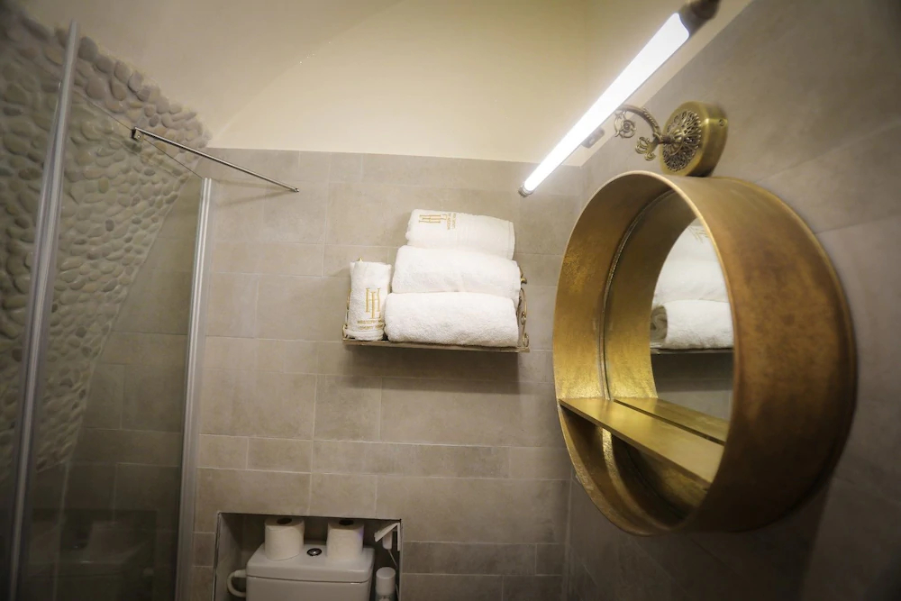 Western Wall Luxury House