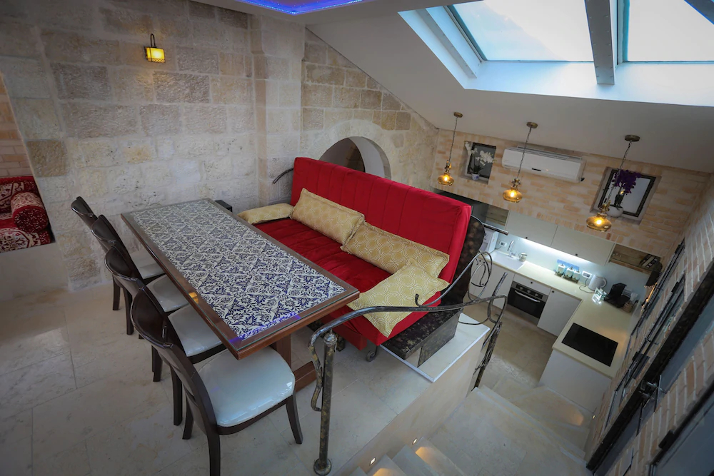 Western Wall Luxury House