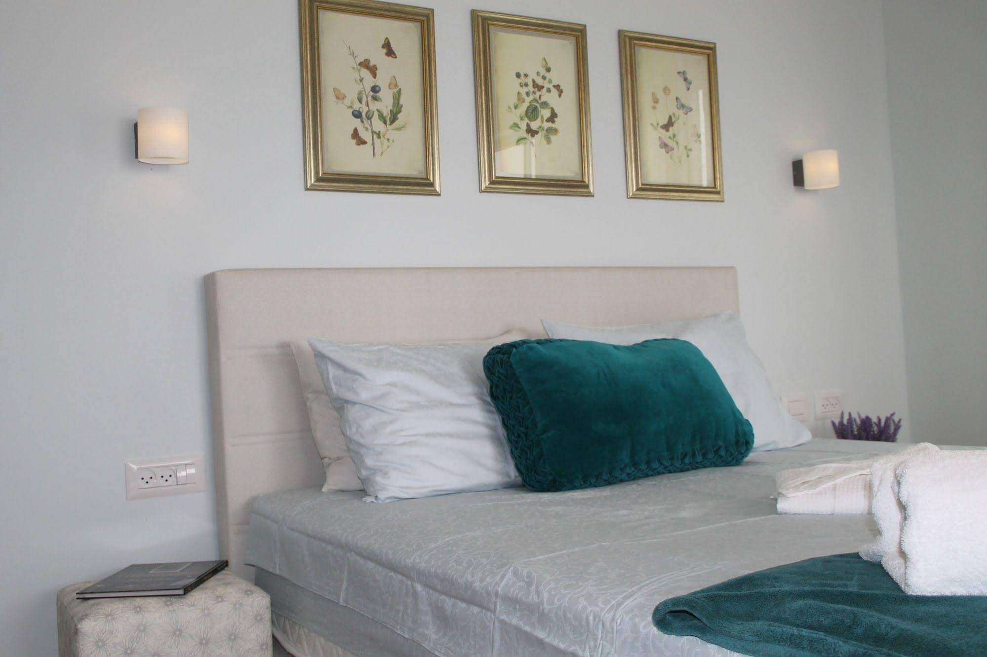 Yaelit & Orit Luxury Villa