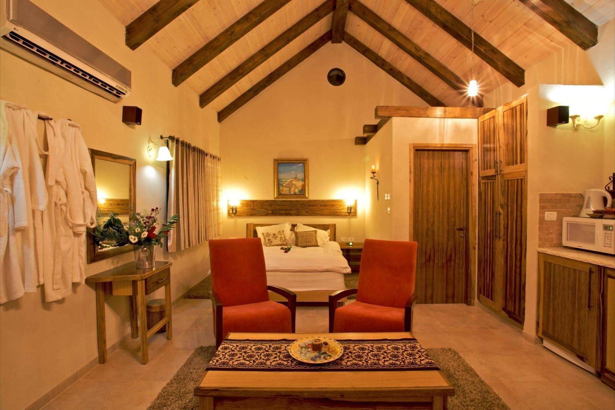 Grand Vista Exclusive Boutique Hotel