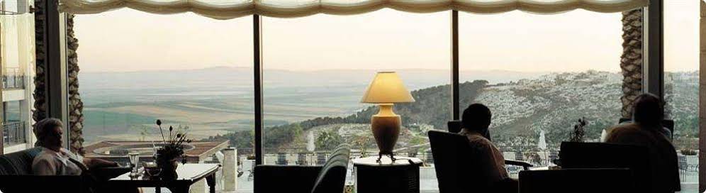 Golden Crown Nazareth