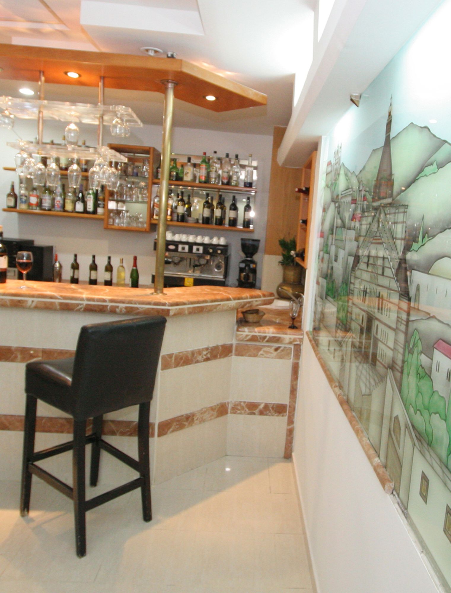 Tabar Hotel