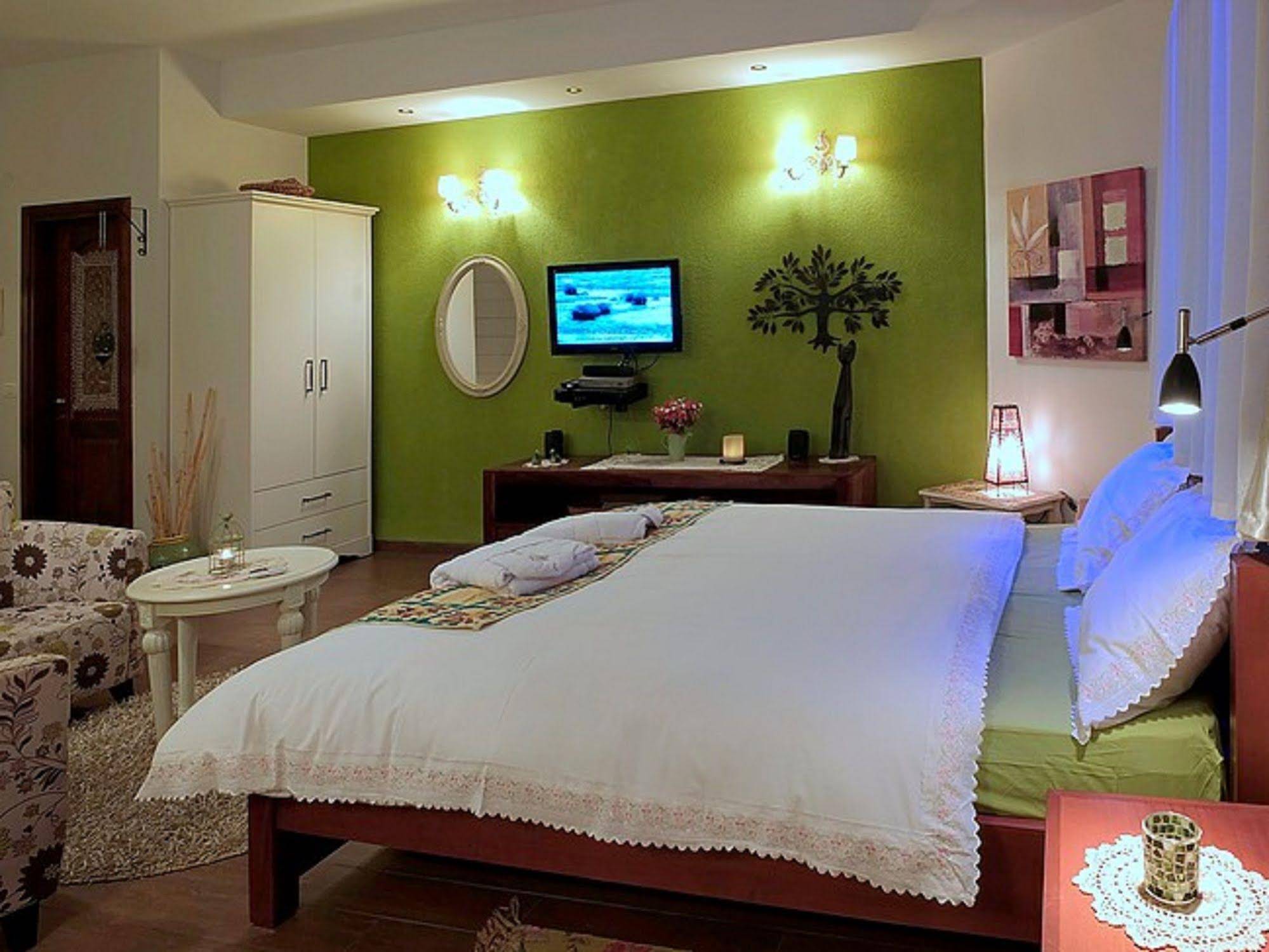 Miki's B&B Rosh Pina