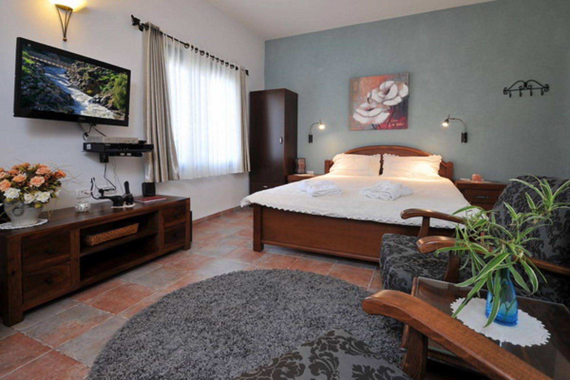 Miki's B&B Rosh Pina