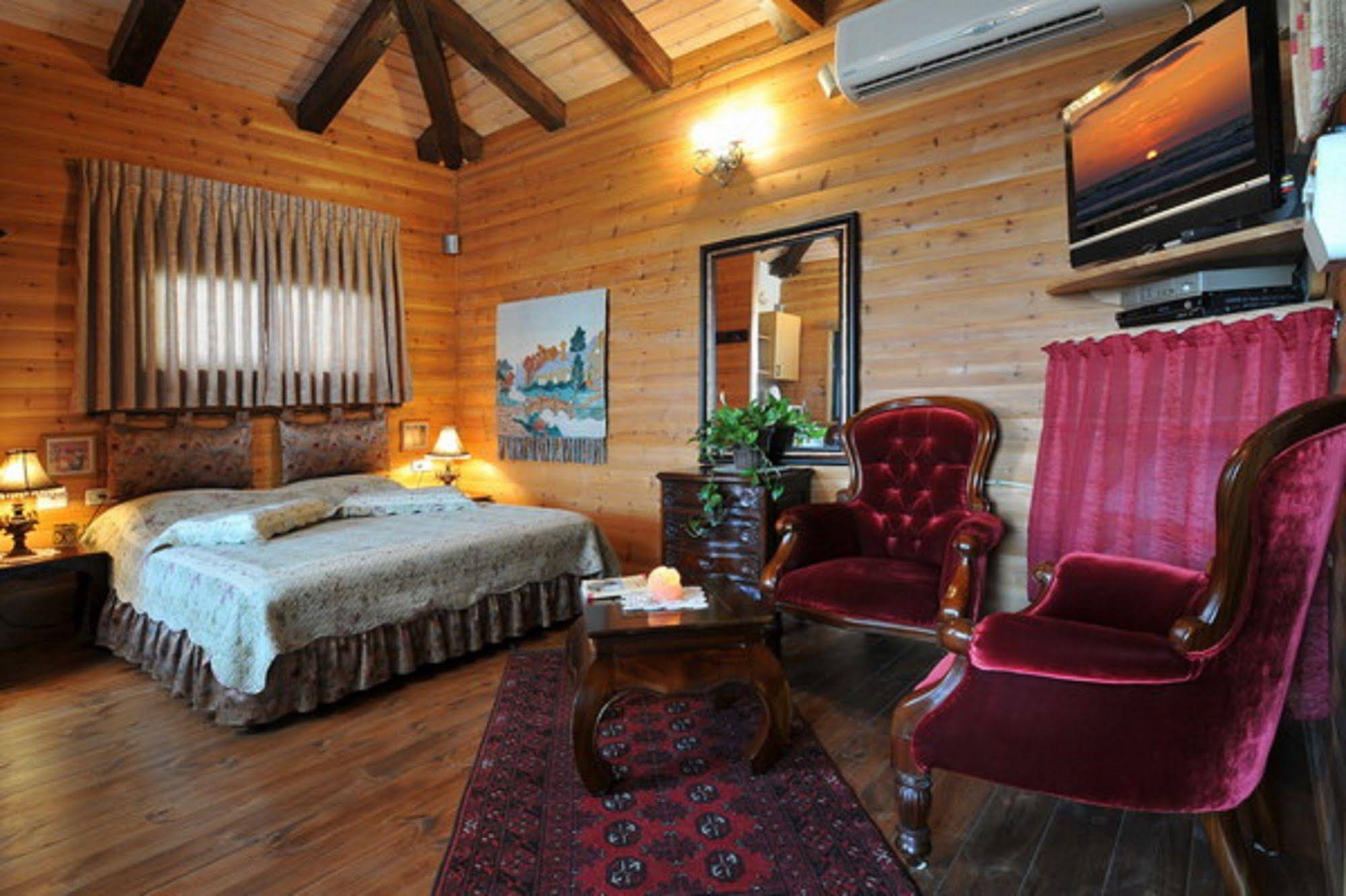Miki's B&B Rosh Pina