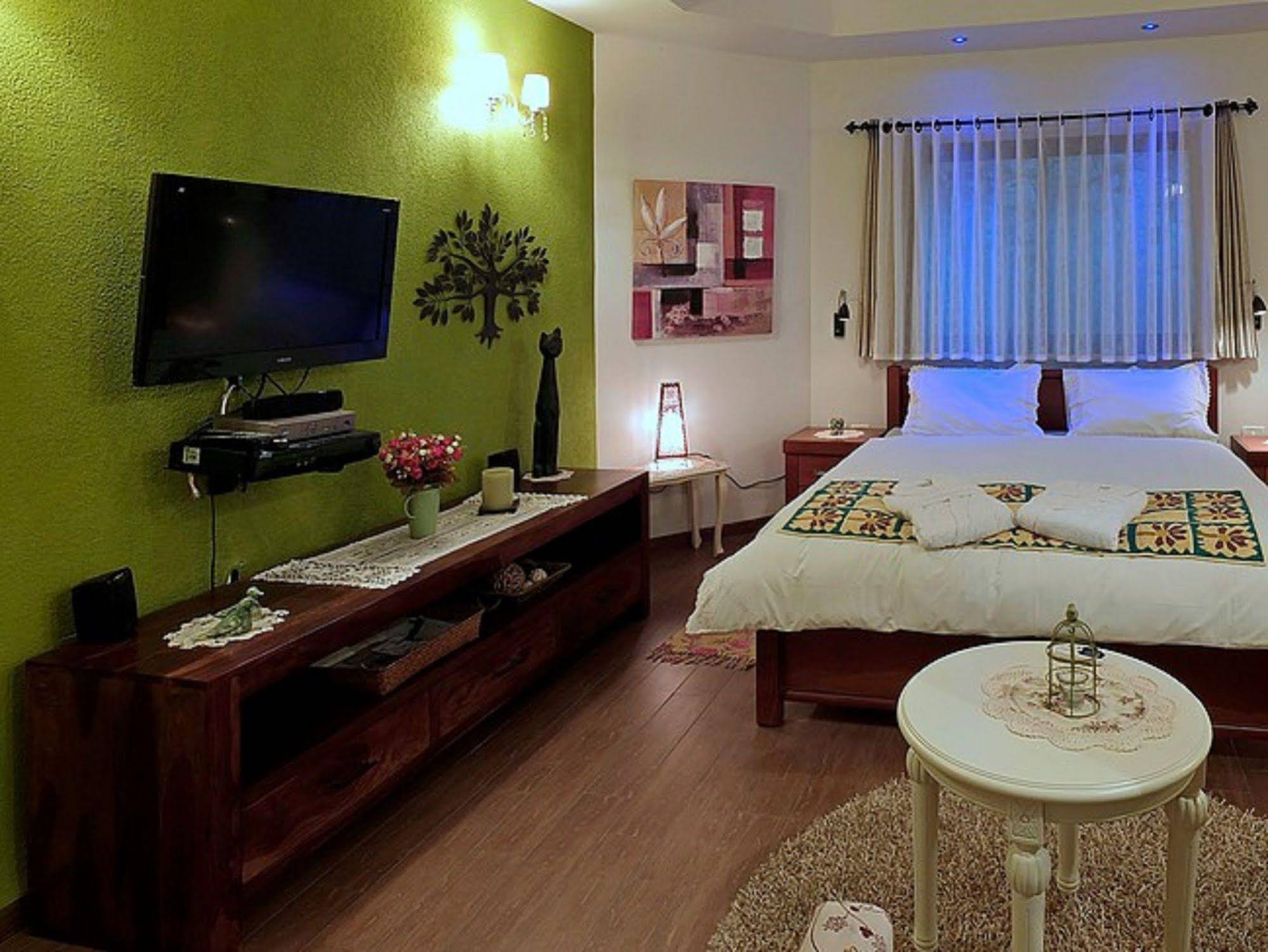 Miki's B&B Rosh Pina