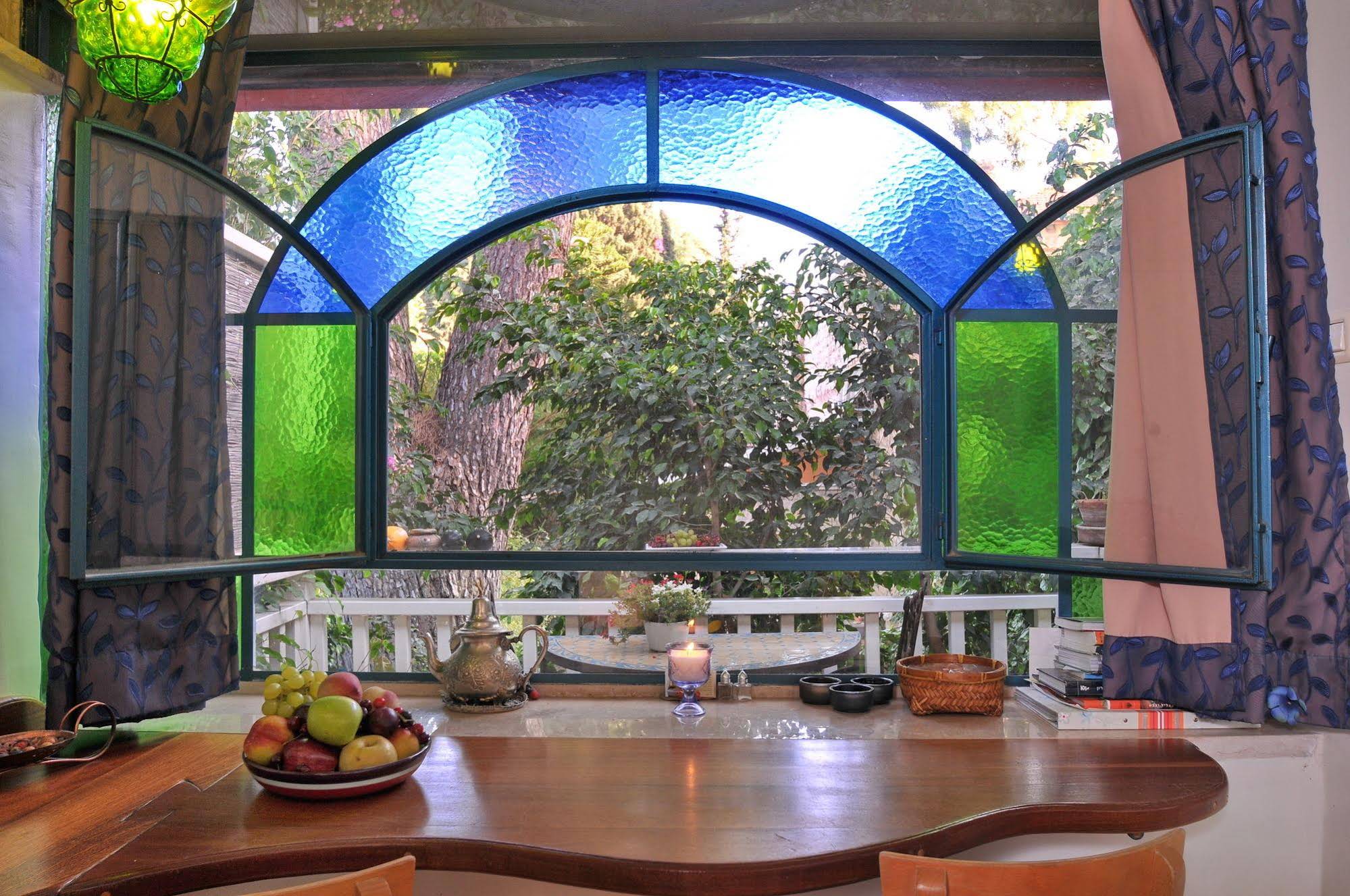 Pina Balev Inn