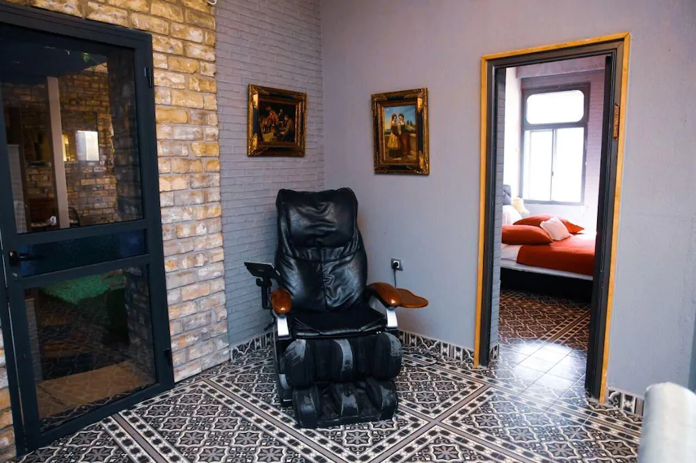 The Belvedere Boutique Suite