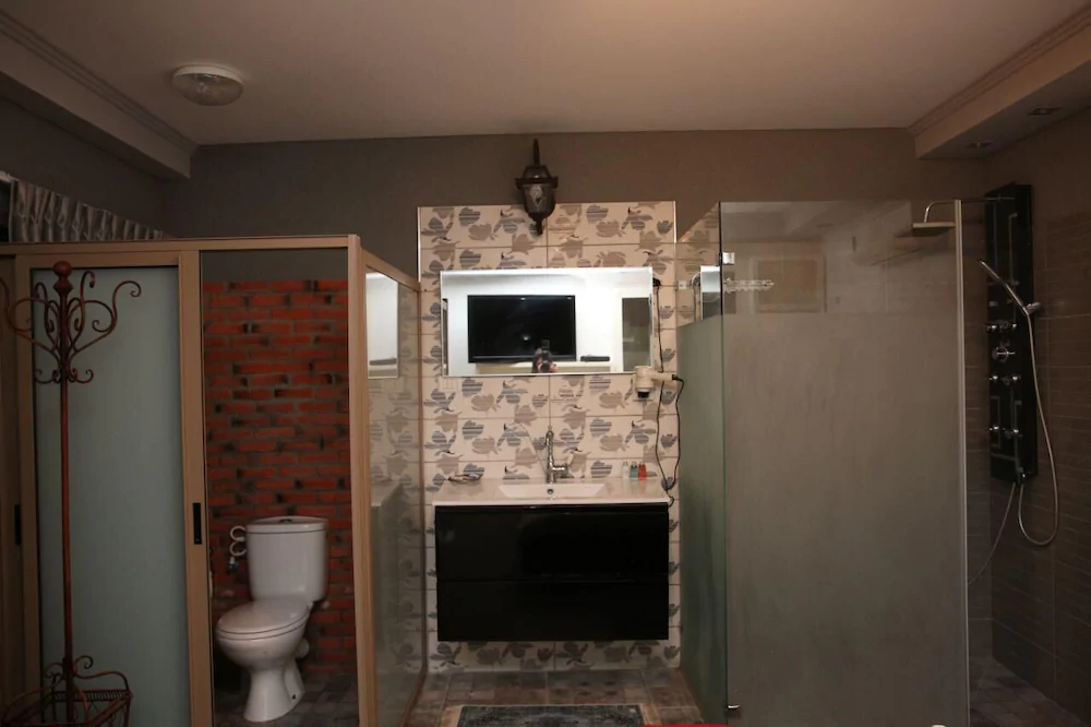 The Belvedere Boutique Suite