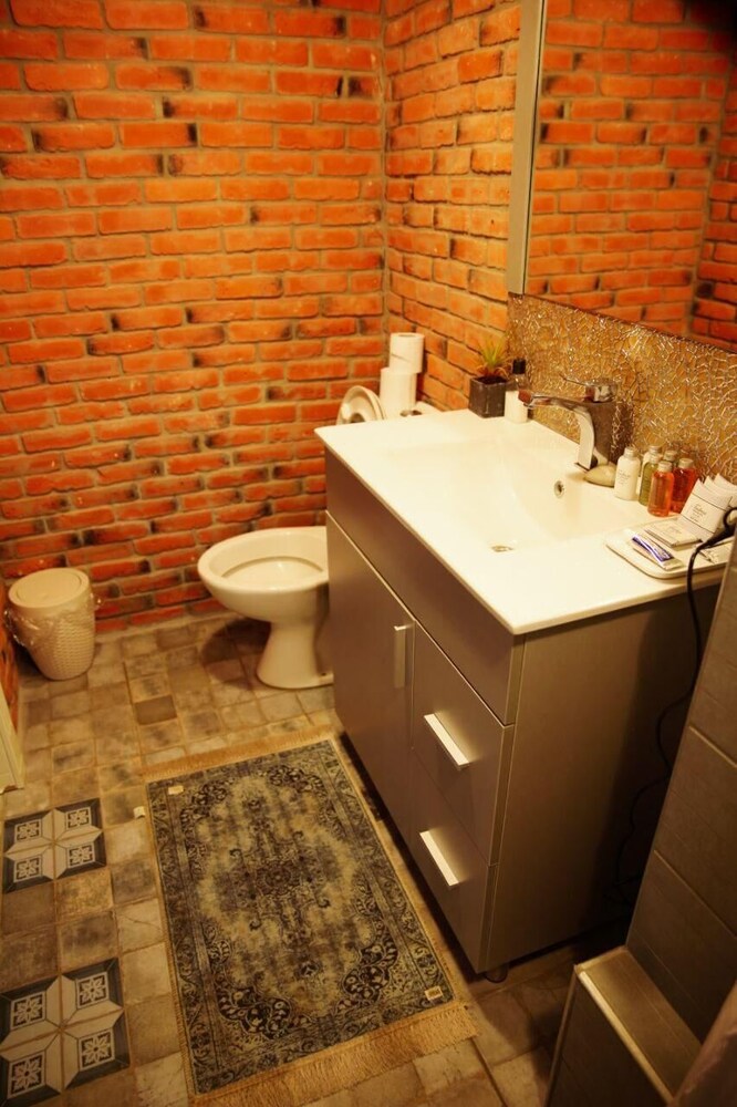 The Belvedere Boutique Suite