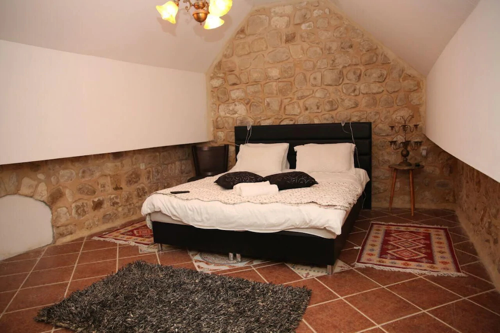 The Belvedere Boutique Suite