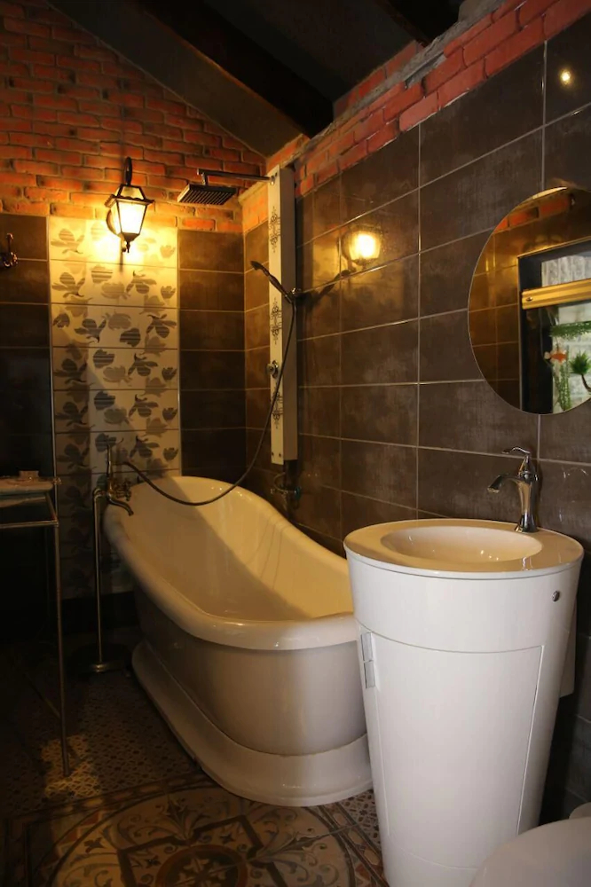 The Belvedere Boutique Suite