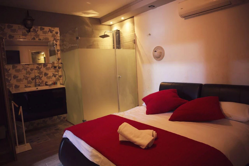 The Belvedere Boutique Suite