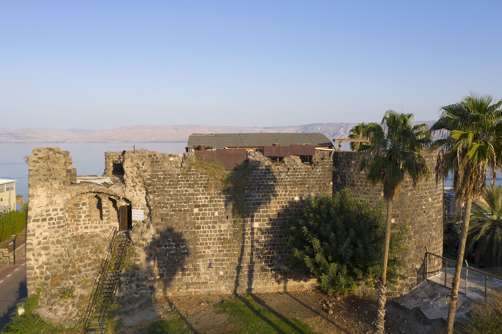 Dona Castle