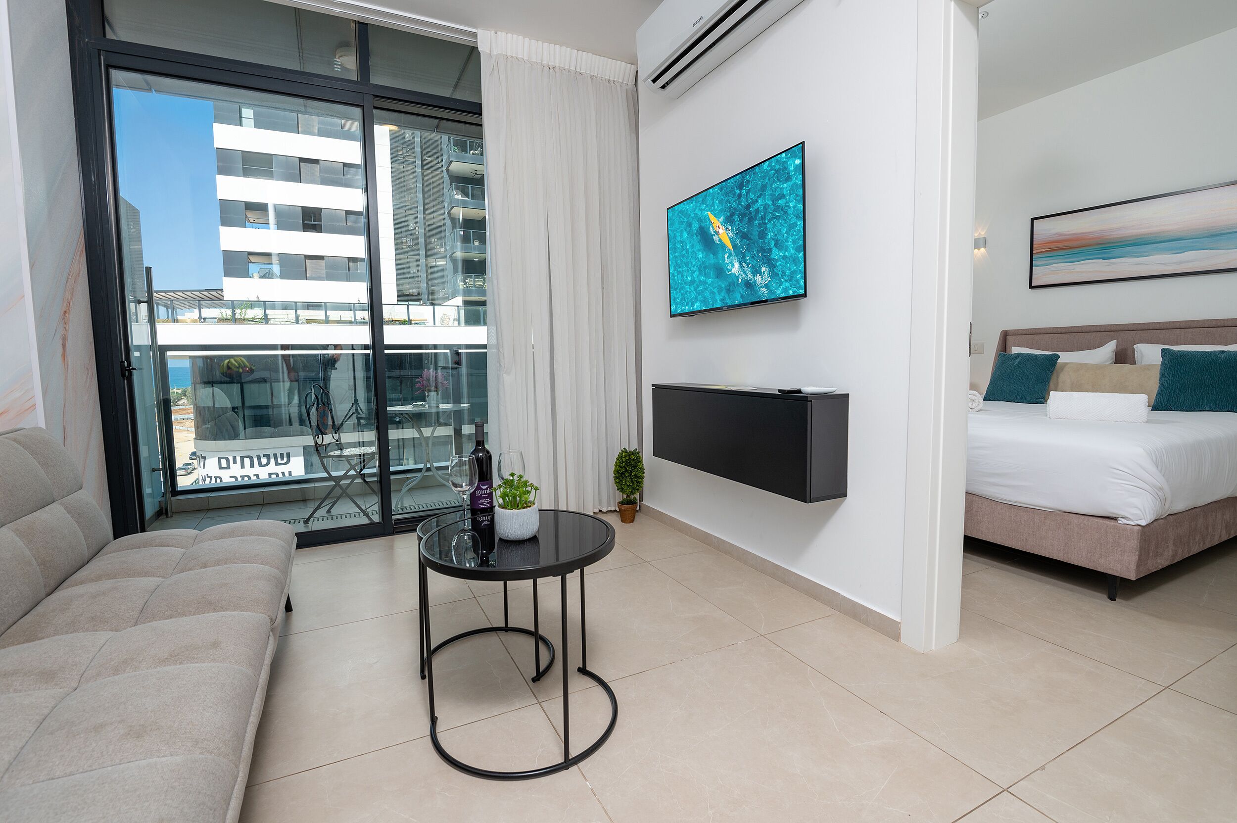 Hi-Yam SeaView Apartments & Suites