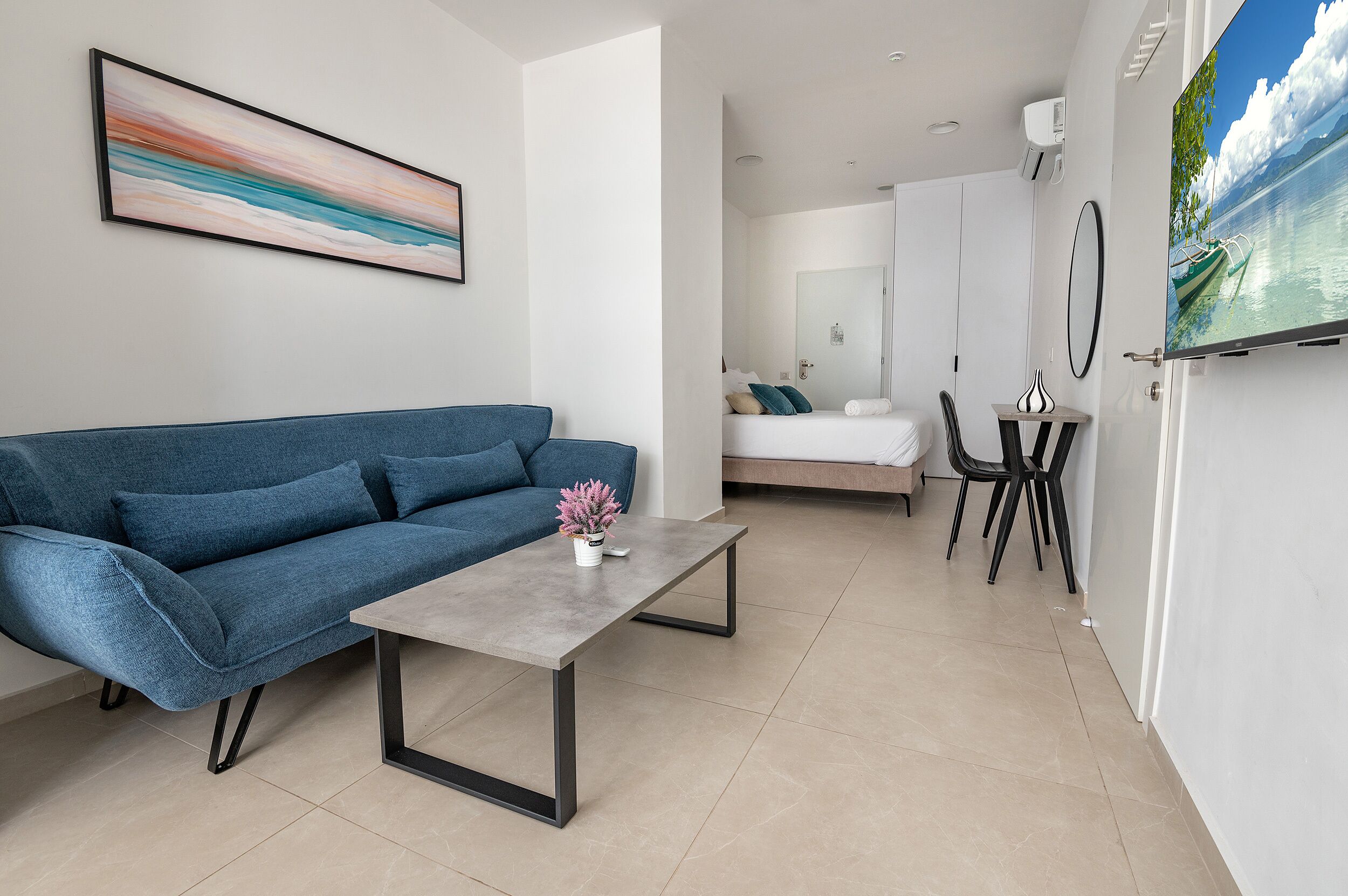 Hi-Yam SeaView Apartments & Suites