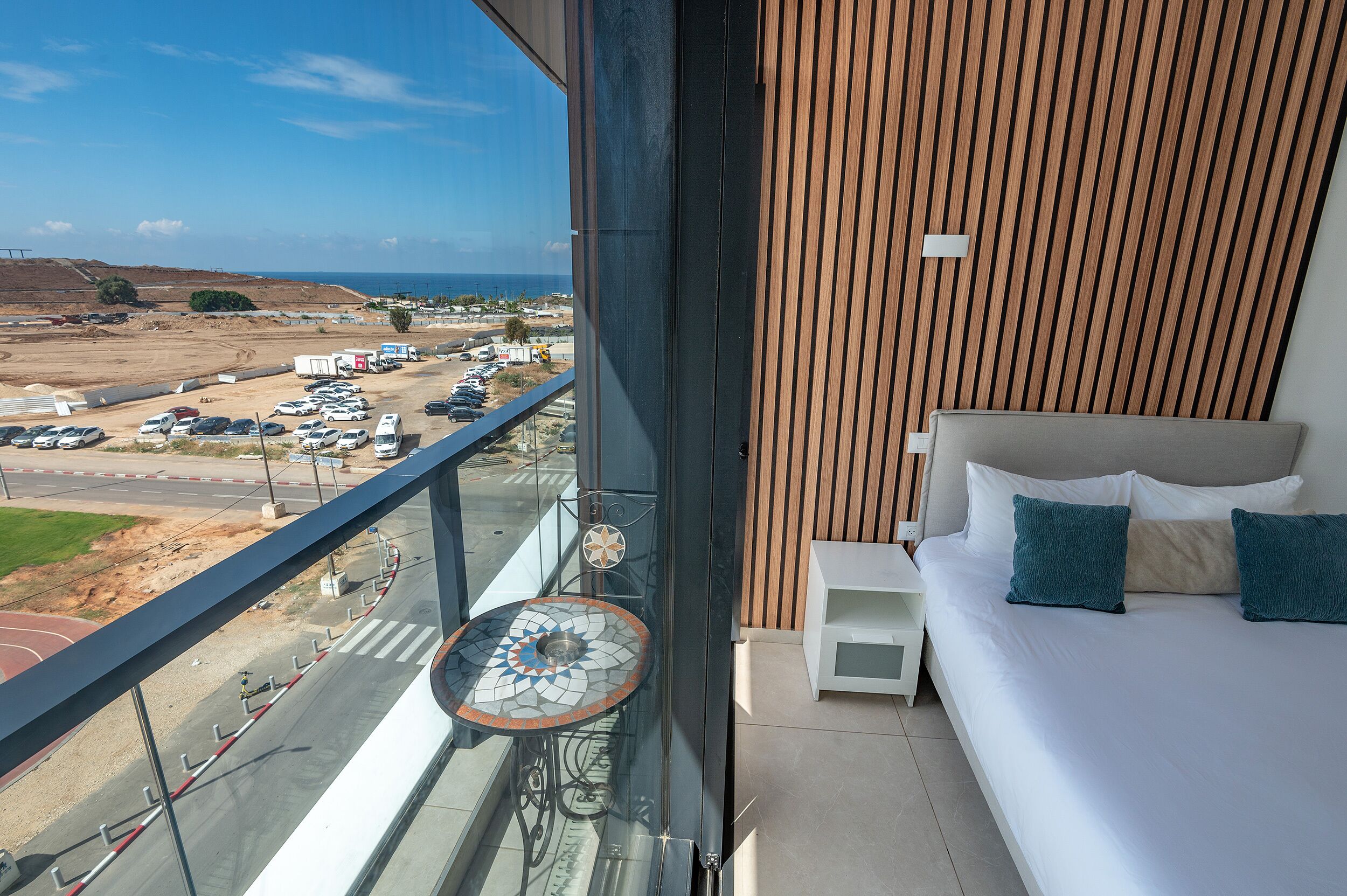 Hi-Yam SeaView Apartments & Suites